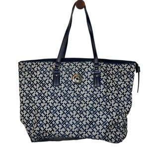 Tommy Hilfiger TH Logo Jacquard Tote Bag